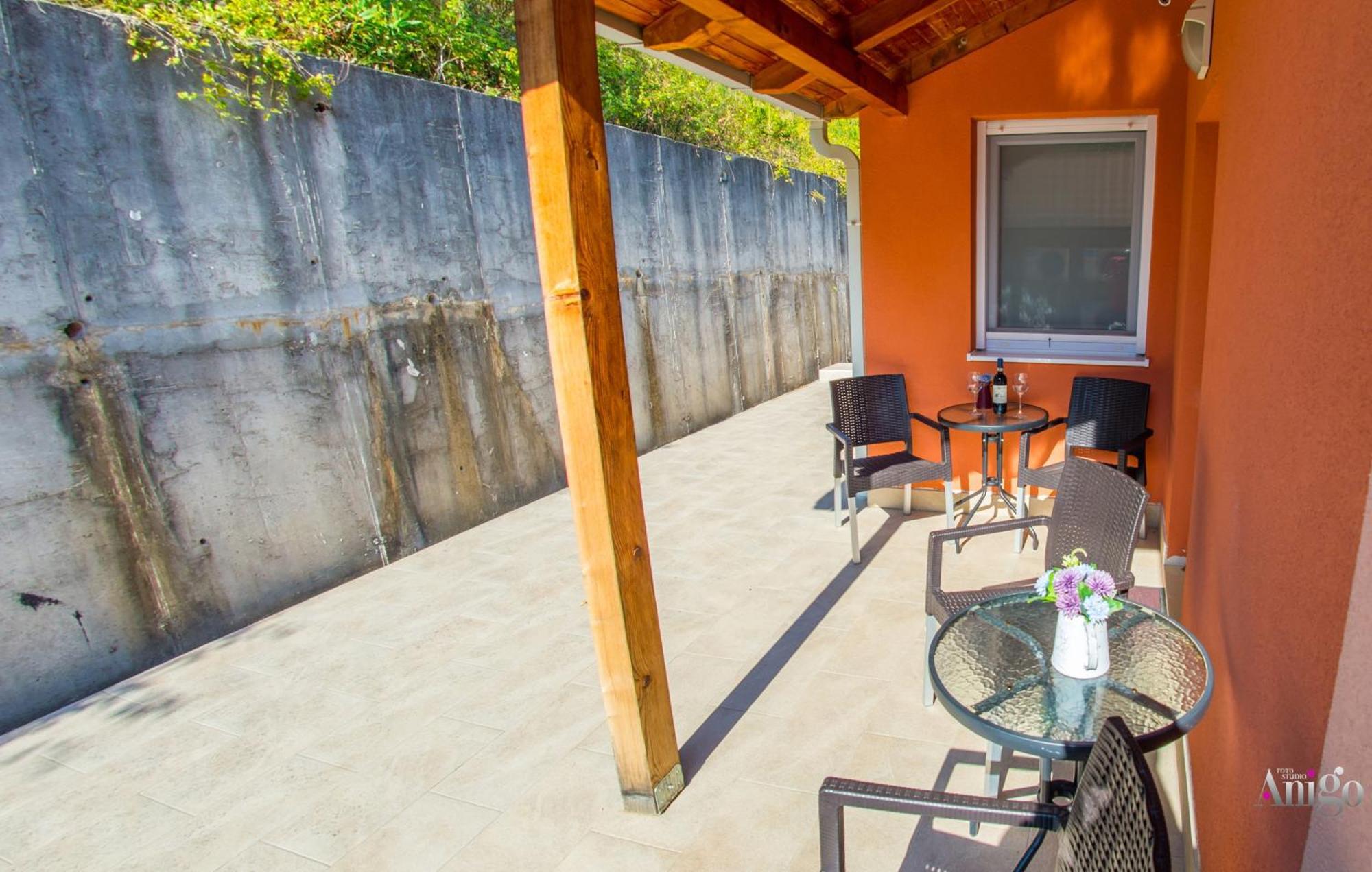 Apartments Enigma - With Private Parking Mostar Exterior photo
