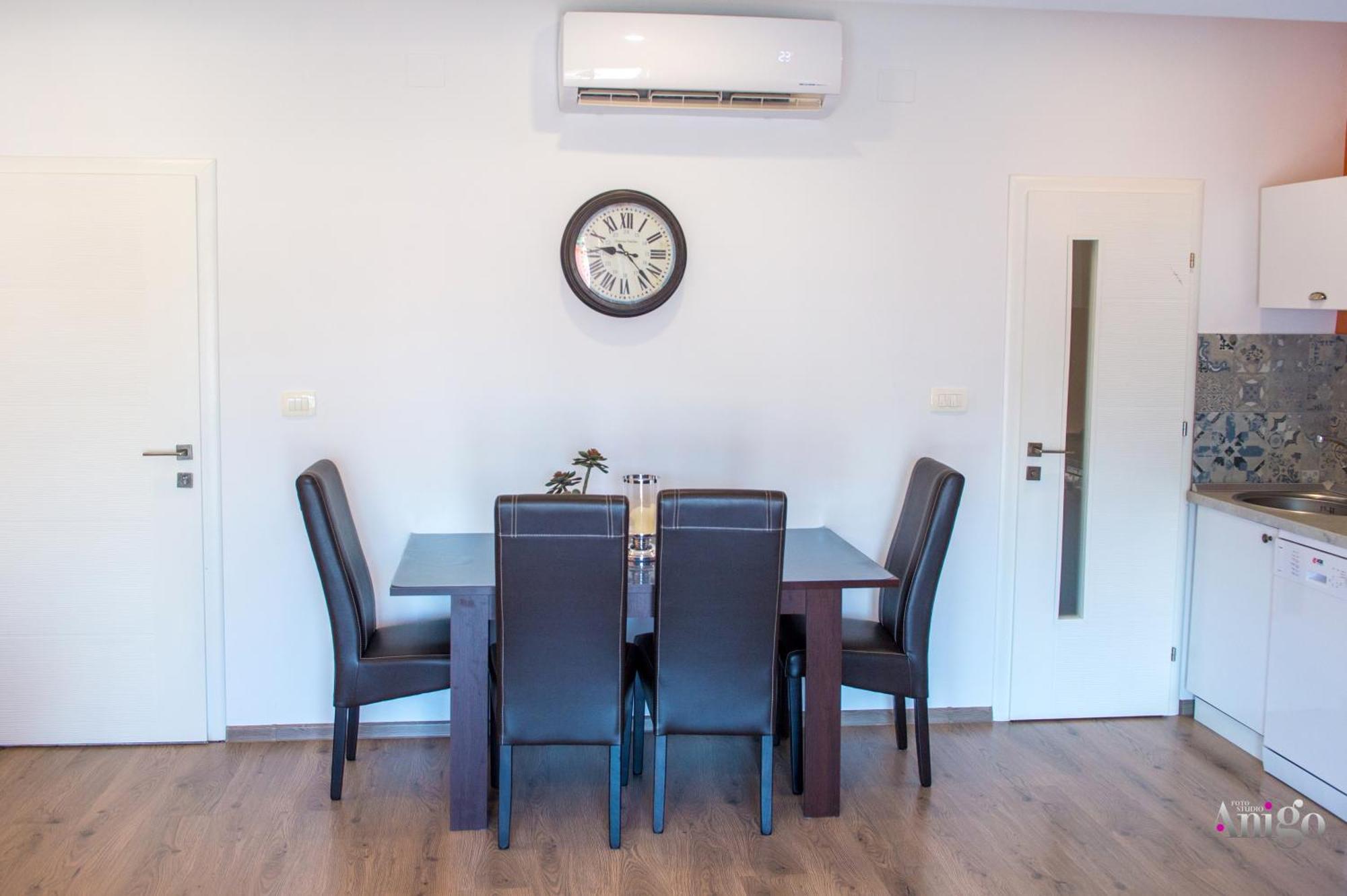 Apartments Enigma - With Private Parking Mostar Exterior photo