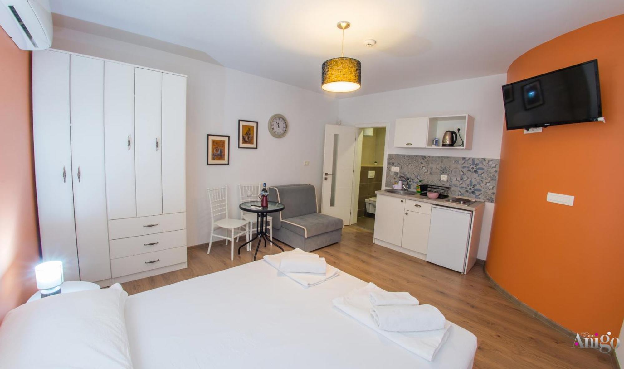 Apartments Enigma - With Private Parking Mostar Exterior photo