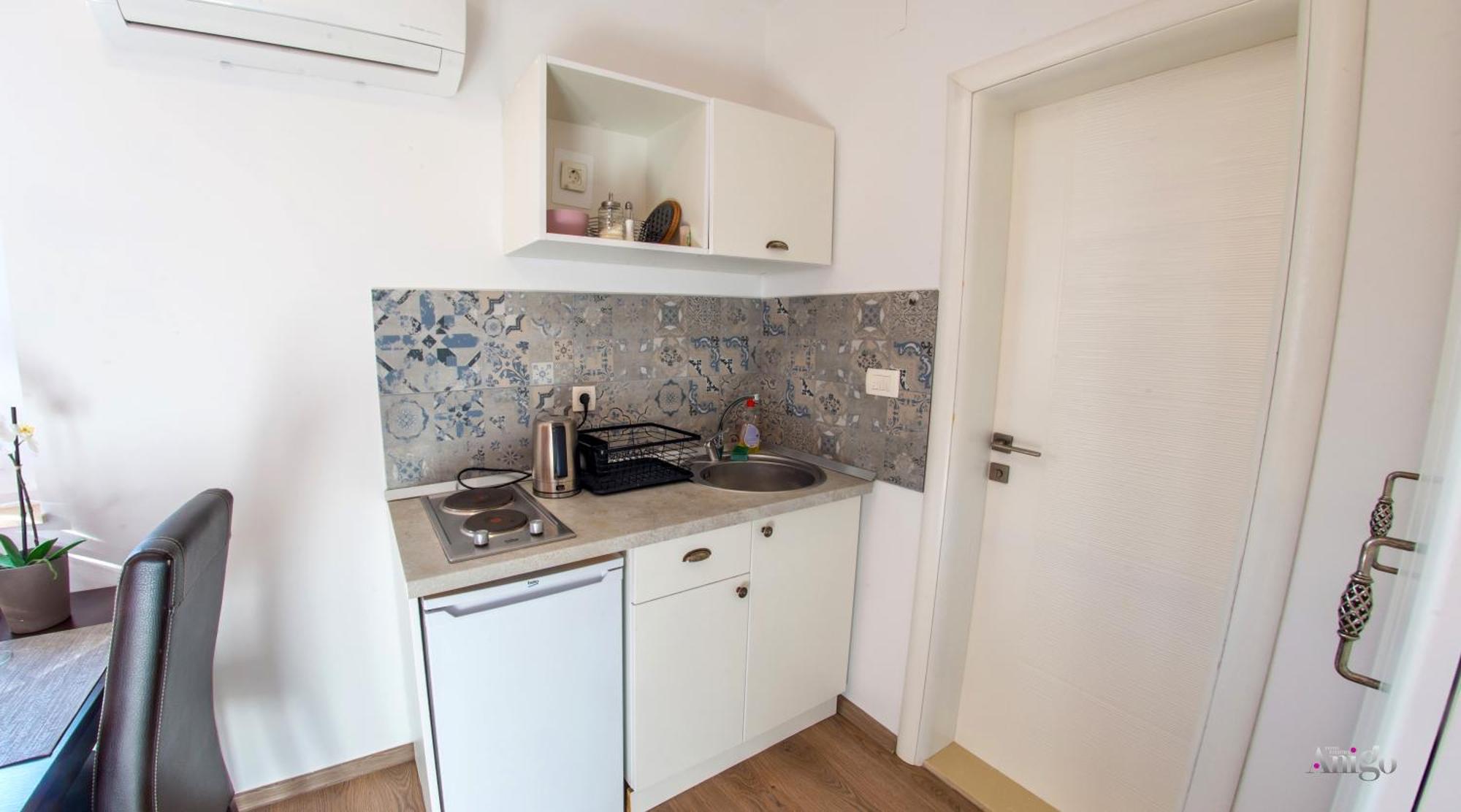Apartments Enigma - With Private Parking Mostar Exterior photo